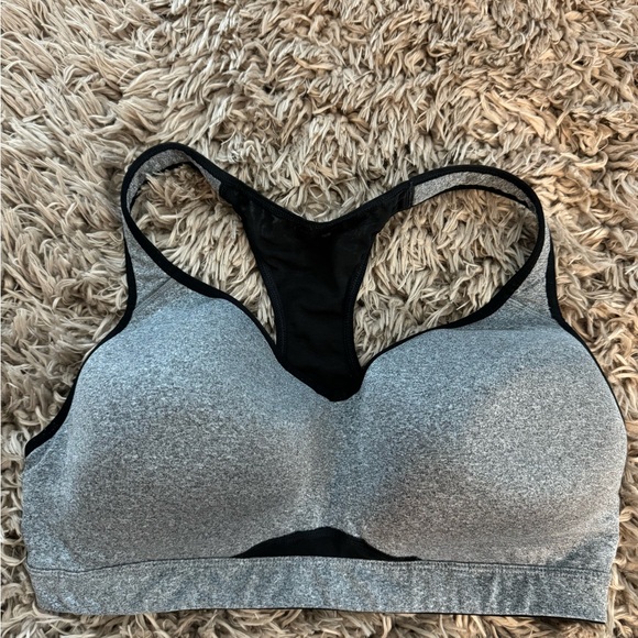 Old Navy Active Sports Bra Size 38dd - Picture 1 of 6